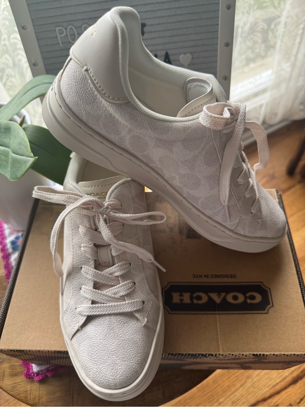 Coach High Line Sneaker In Signature Canvas - Picture 4 of 7